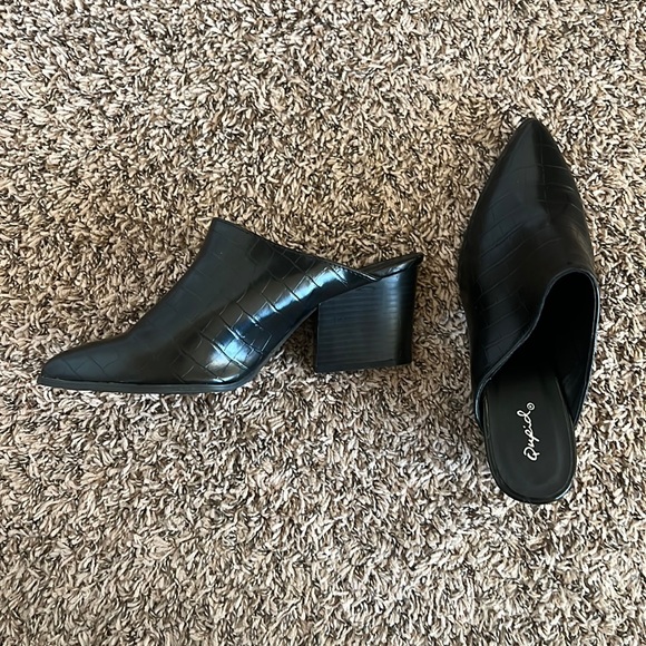 Black Croc print Mules - Picture 1 of 3